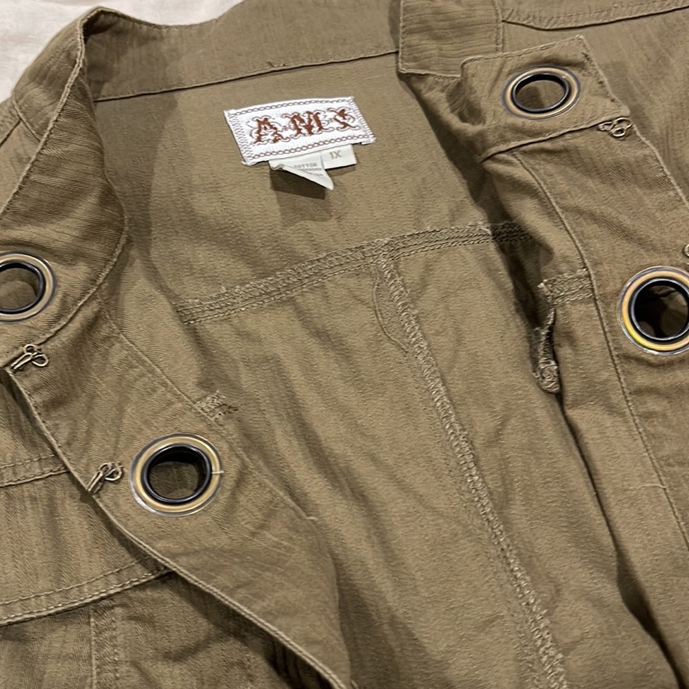 Jacket - Picture 3 of 5